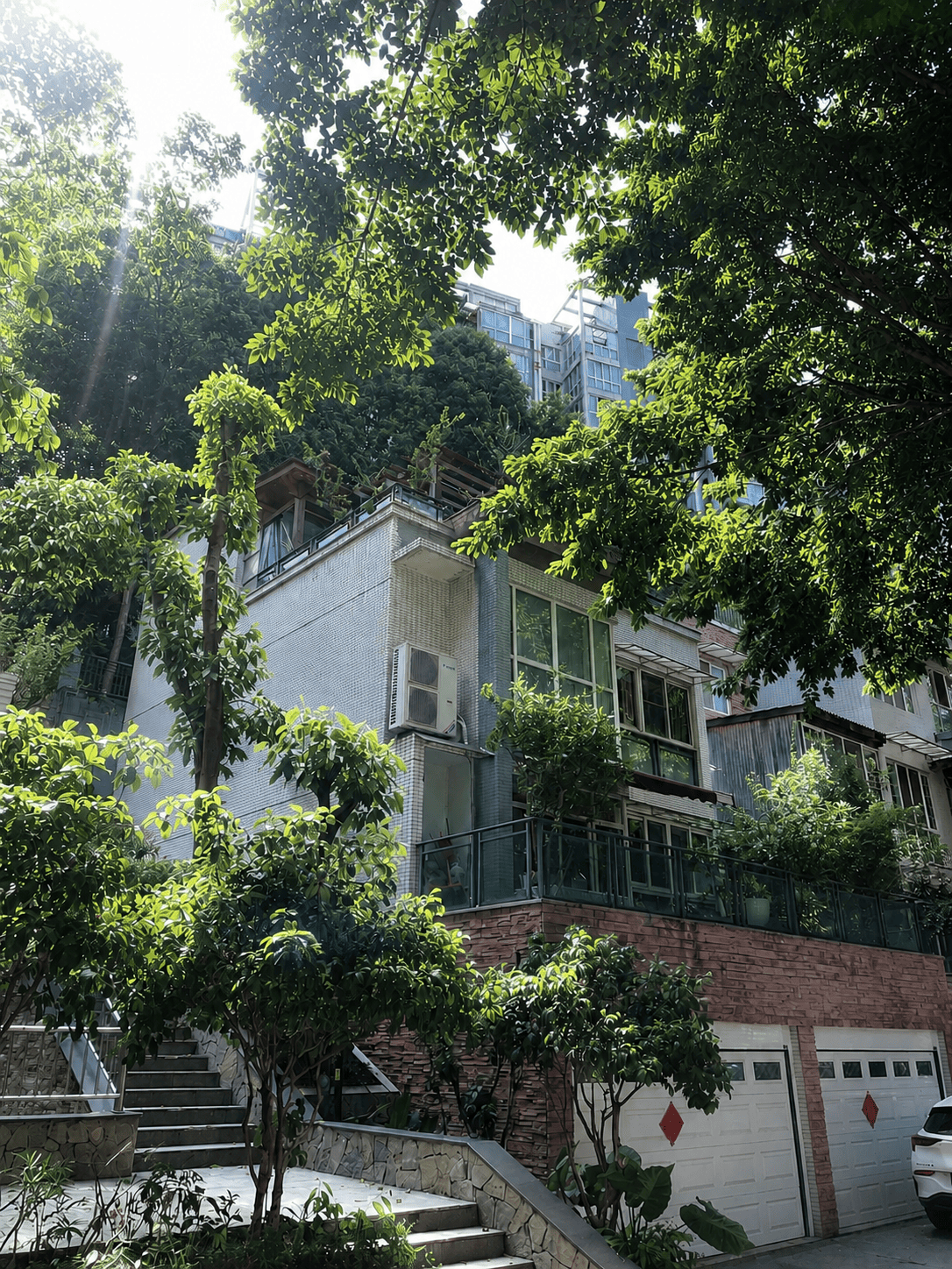 河东岛居岁月从容升级：小小岛老别墅加装蒂升悦行款电梯